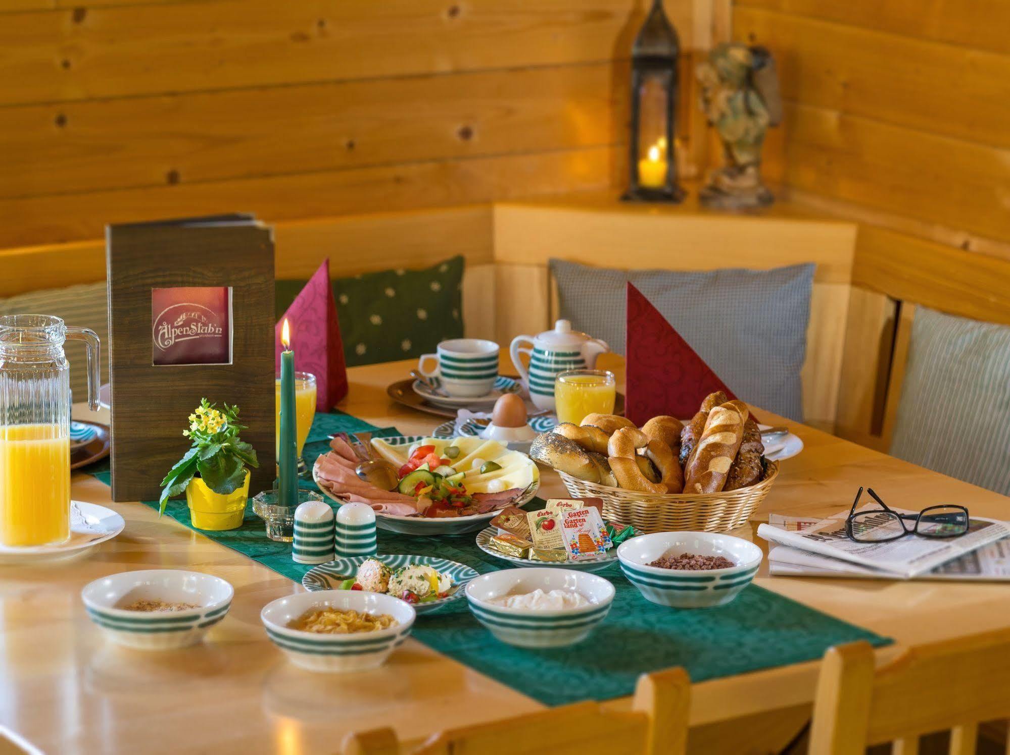 Aparthotel Alpenparks Hagan 3*